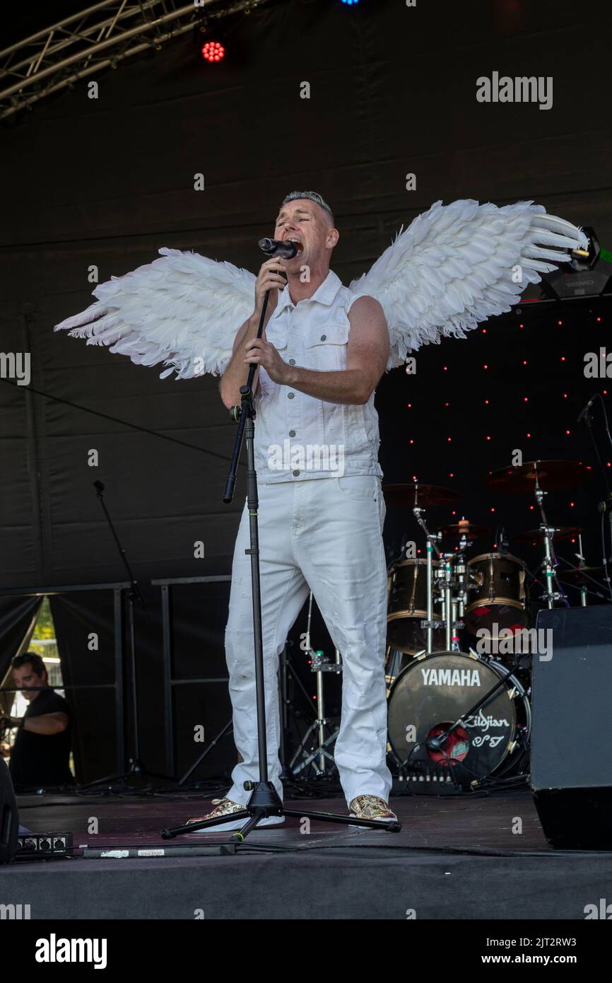 Abington Park, Regno Unito. 27th agosto 2022. Northampton ospita diversi atti tributi per alcuni dei più noti artisti del mondo durante il fine settimana festivo della Banca, l'evento è organizzato da Showtime Events Group. Credit: Keith J Smith./Alamy Live News. Foto Stock