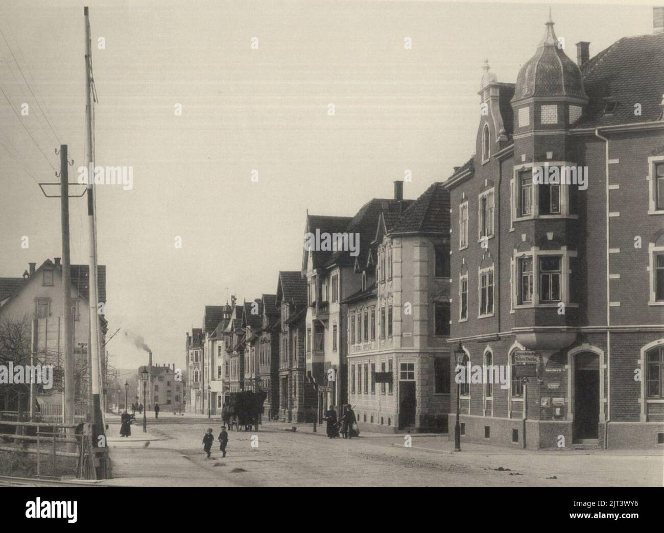 Tübinger Straße mit Bahnübergang am Westbahnhof (um 1900). Foto Stock
