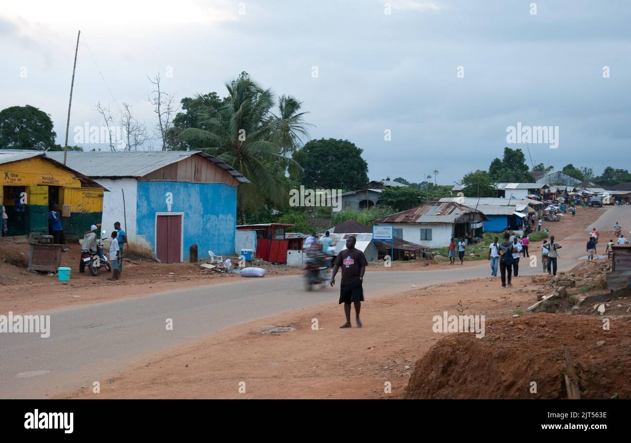 Main Street, Tubmanburg, Contea di Bomi, Liberia Foto Stock