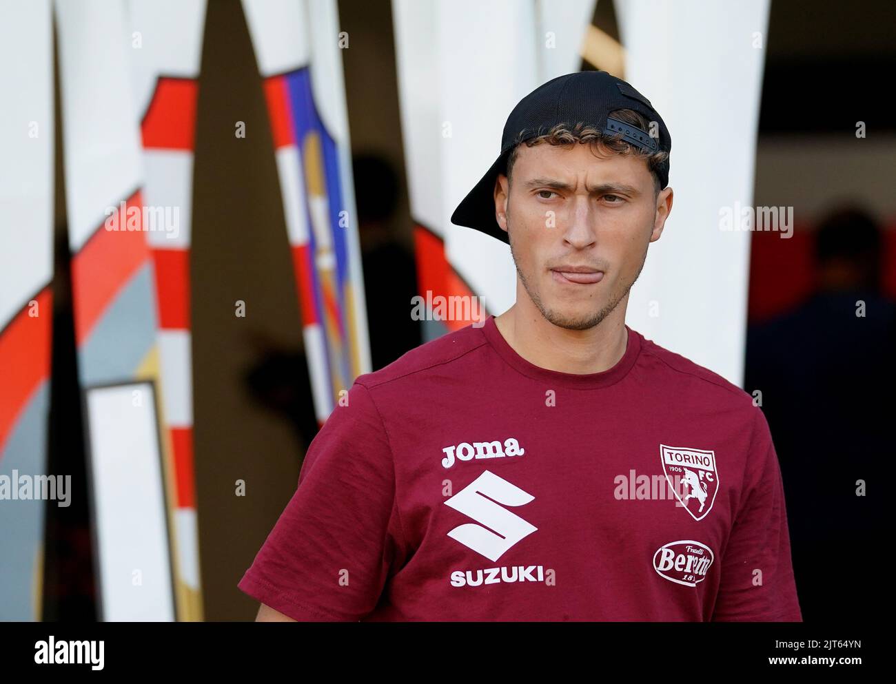 Foto Spada/LaPresse 27 Agosto 2022 - Cremona, Italia - sport, calcio - Cremonese vs Torino - Campionato italiano di calcio Serie A TIM 2022/2023 - Stadio San Siro. Nella foto: Mergim Vojvoda 27 Agosto 2022 Cremona , Italia - sport, calcio - Cremonese vs Torino- Campionato Italiano Serie A 2022/2023 - Stadio San Siro. Nella foto: Mergim Vojvoda Foto Stock