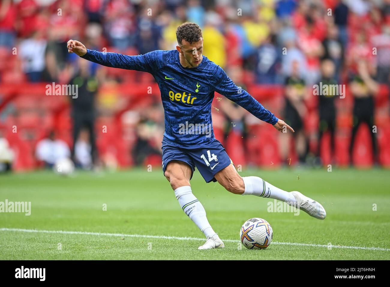 Ivan Perišić #14 di Tottenham Hotspur durante il riscaldamento pre-partita Foto Stock