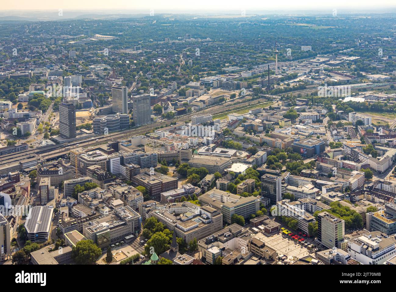 Vista aerea, centro di Essen, ex sede del gruppo editoriale WAZ, Westdeutsche Allgemeine Zeitung Essen, radio media, Friedrichstraße, Sach Foto Stock