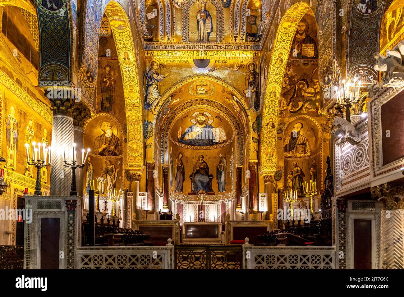 Palermo, Sicilia - 6 luglio 2020: Interno della Cappella Palatina di Palermo in Sicilia Foto Stock