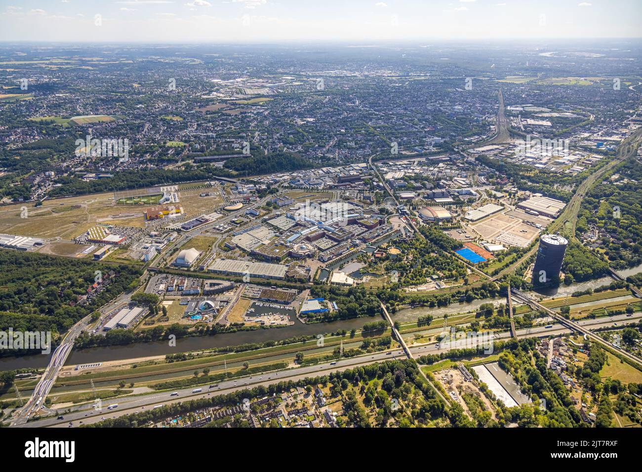 Vista aerea, Westfield Centro Oberhausen, centro commerciale Neue Mitte, Gasometer, Borbeck, Oberhausen, zona della Ruhr, Renania settentrionale-Vestfalia, Germania, DE, Foto Stock