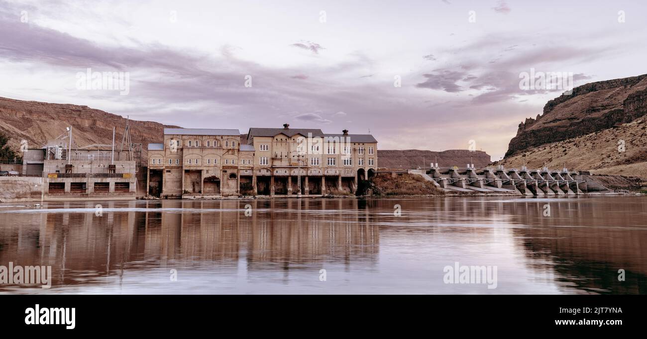 Lavaggio in bianco e nero dell'iconica diga sul fiume Snake Idaho Foto Stock