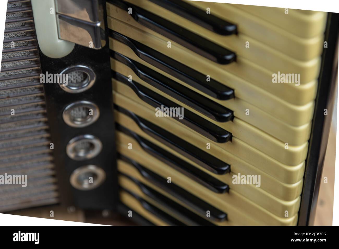 Vecchia fisarmonica nera a 80 bassi. Strumento musicale. Strumento di vento. Fisarmonica a soffietto. Foto Stock