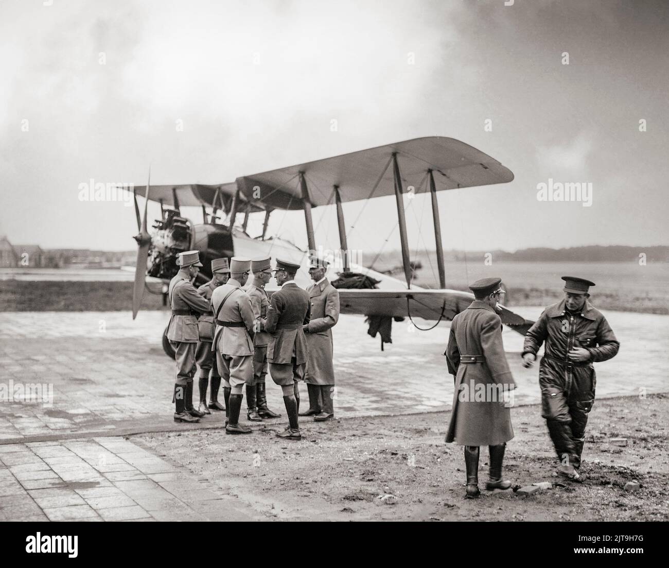 Un Avro 504, fu un velivolo biplanare della prima guerra mondiale, la cui produzione nel corso della guerra totalizzò 8.970 e continuò per quasi 20 anni, rendendolo il velivolo più prodotto di qualsiasi tipo che servì in qualsiasi capacità militare durante la prima guerra mondiale e dopo con la produzione che terminò nel 1932. Foto Stock