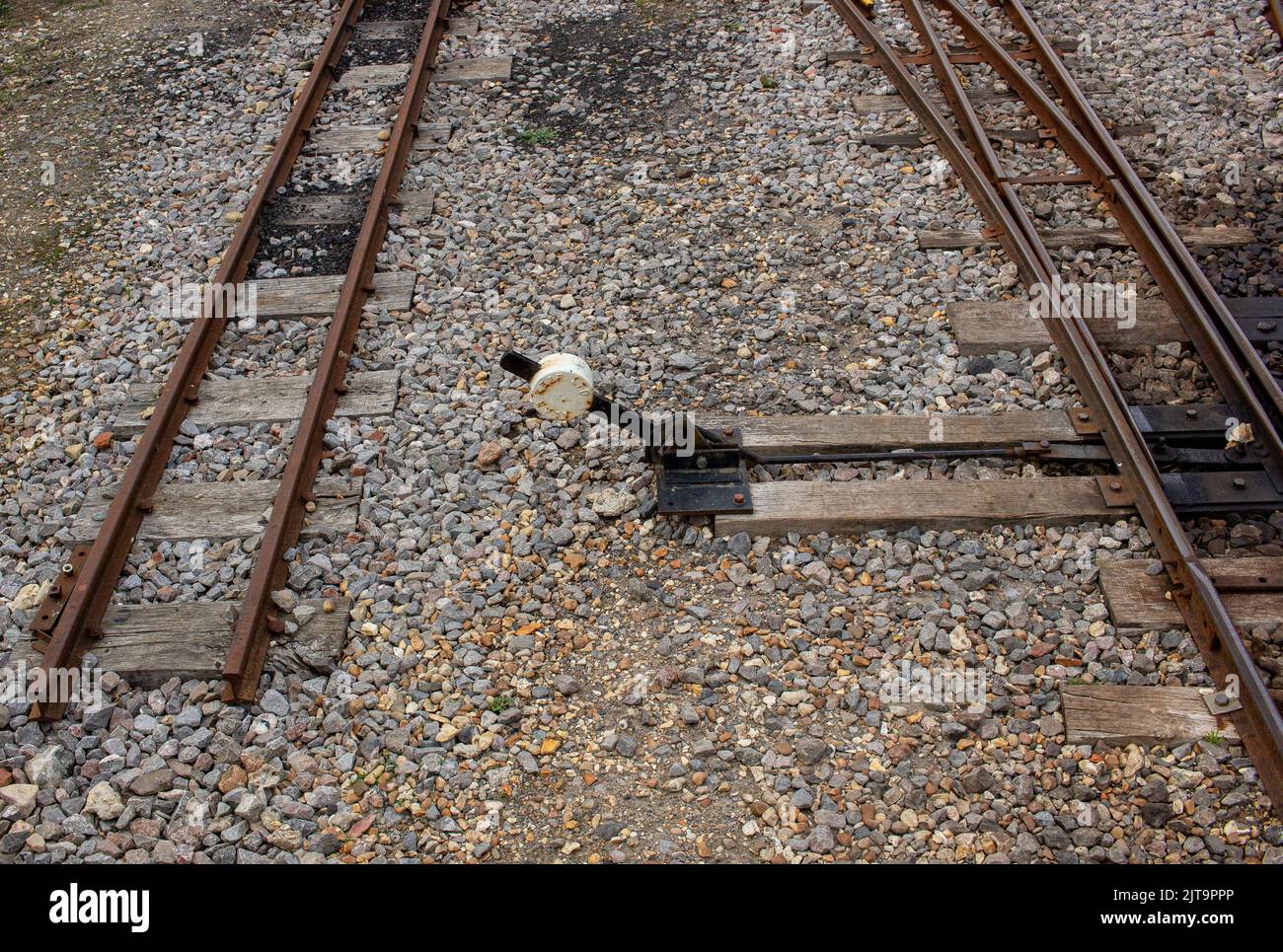 La ferrovia in miniatura di Littlehampton, che va dai Norfolk Gardens a Mewsbrook Park, Littlehampton, West Sussex, Regno Unito, mostra i binari e i punti ferroviari Foto Stock