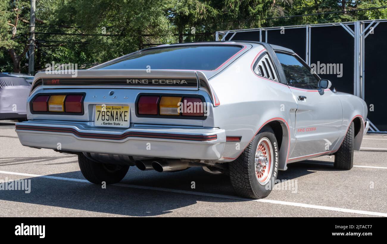 ROYAL OAK, MI/USA - 18 AGOSTO 2022: Un'auto 1978 SVT Ford Mustang II ...