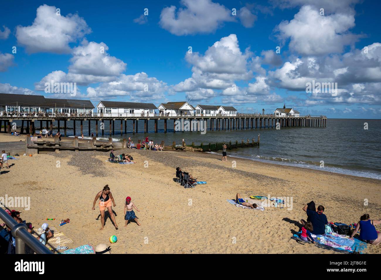 Una vista generale del Molo di Southwold a Southwold, Suffolk, Inghilterra. Foto Stock