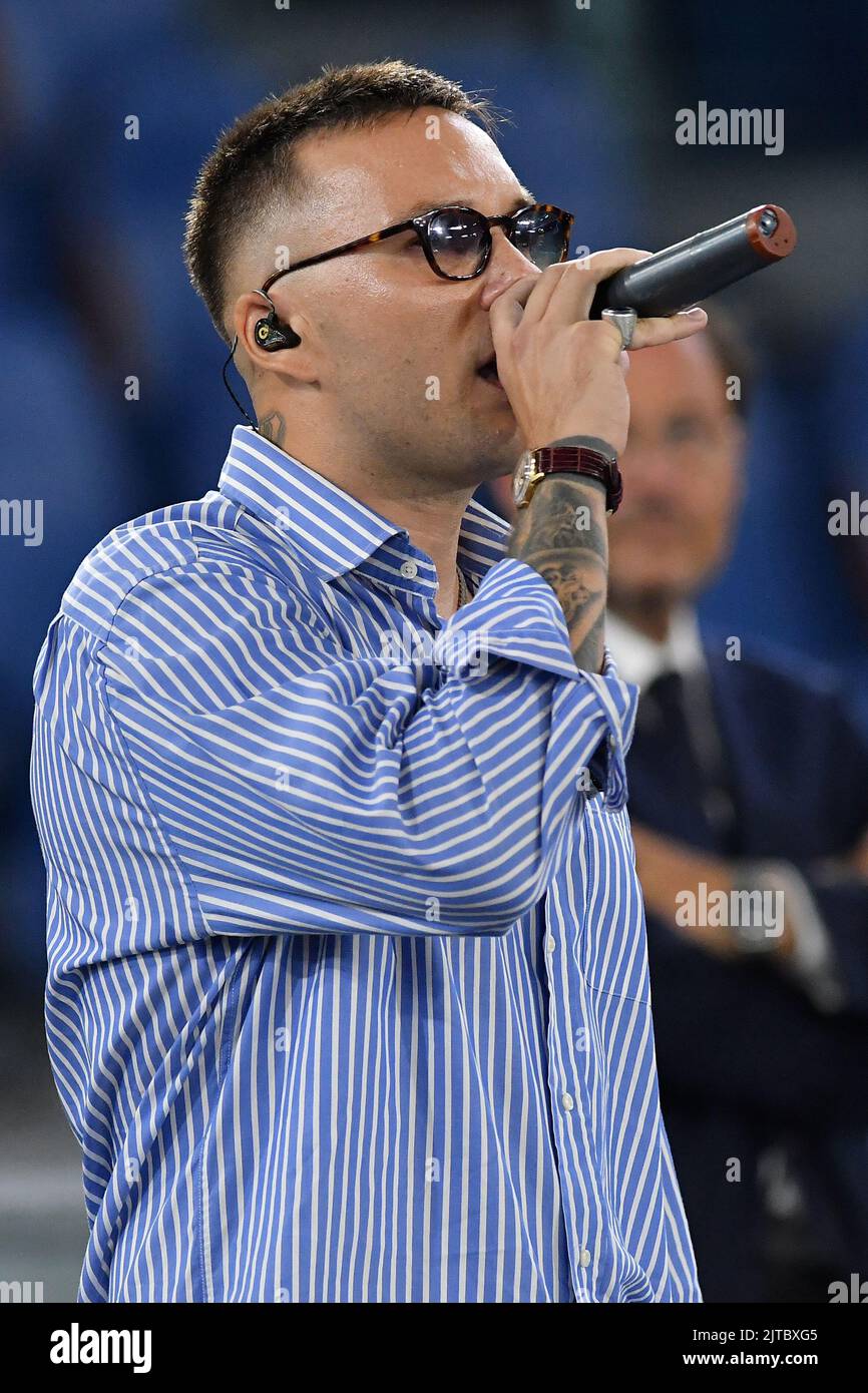 Roma, Lazio. 26th ago, 2022. La cantante italiana Briga durante la Serie A match tra SS Lazio e FC Inter allo stadio Olimpico di Roma, 26th agosto 2022. Credit: Independent Photo Agency/Alamy Live News Foto Stock