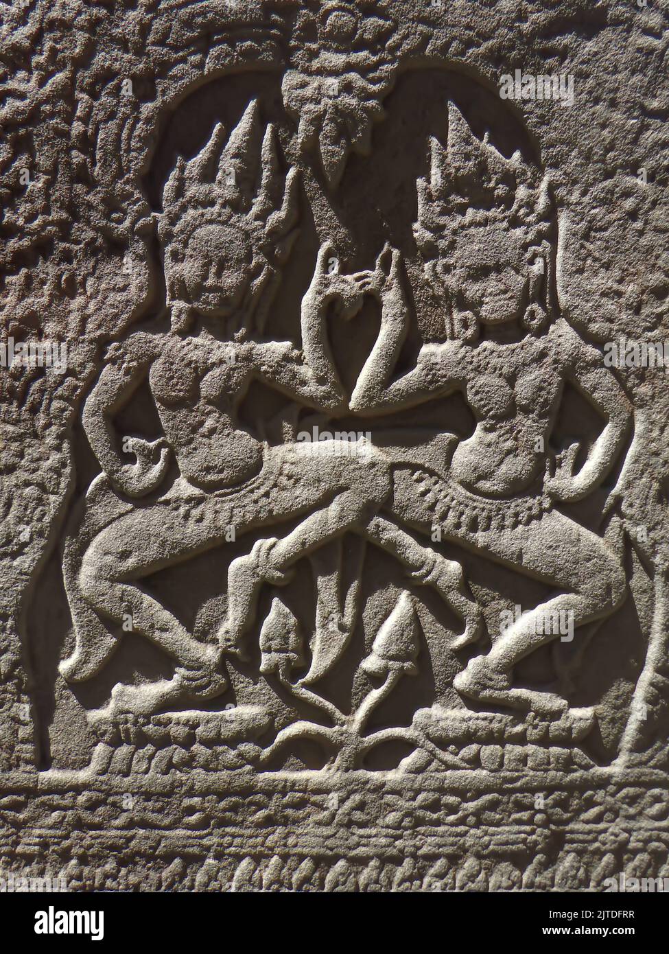 Antiche sculture di figure femminili del tempio Foto Stock