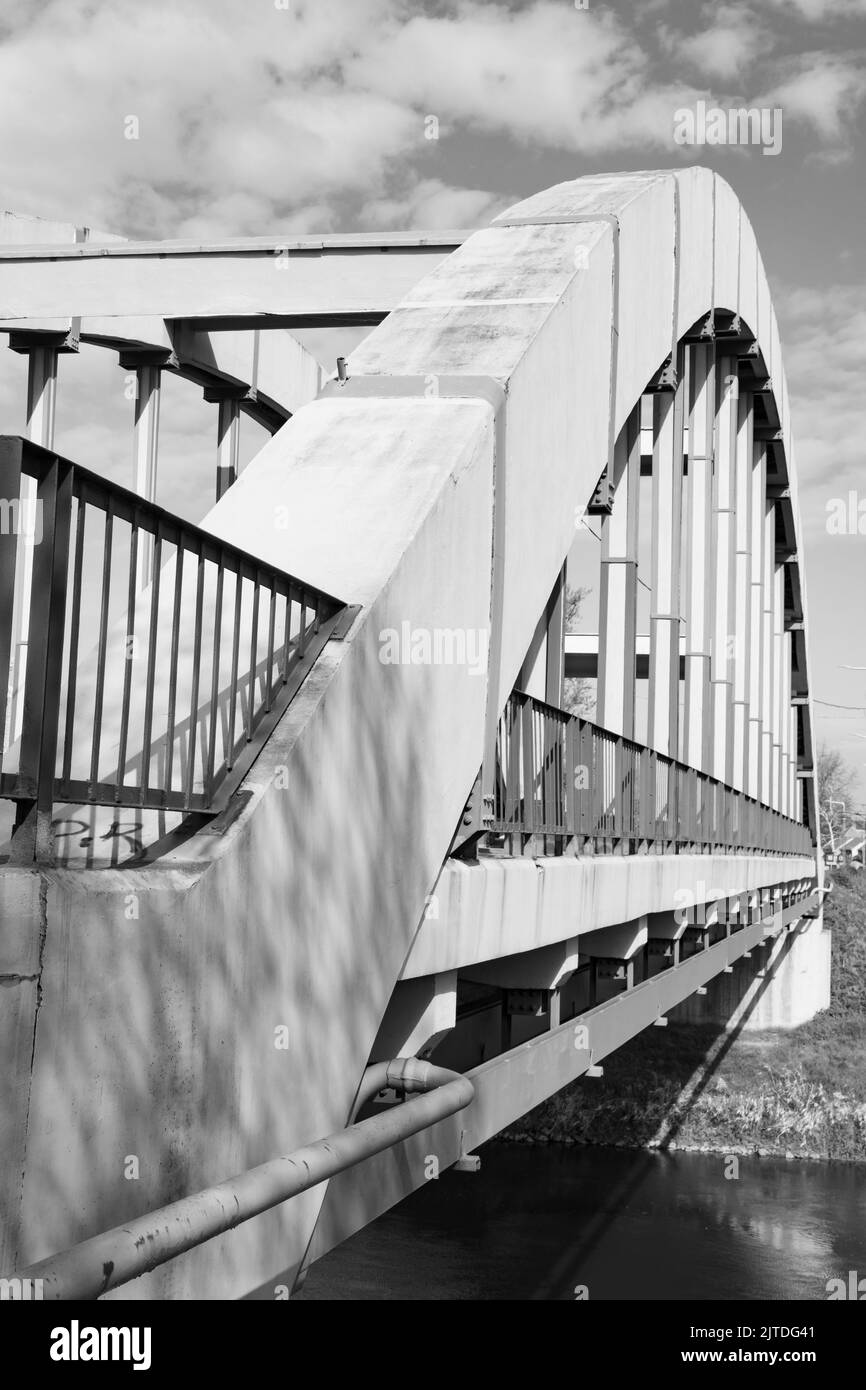 Ponte autostradale di design moderno Foto Stock