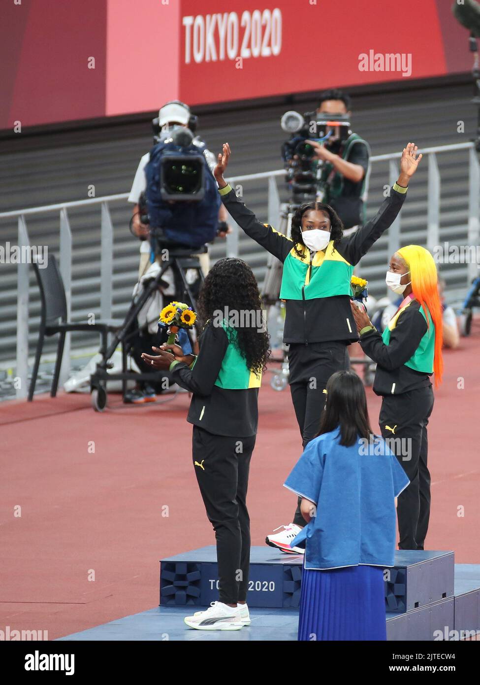 01st agosto 2021 - Tokyo, Giappone: Elaine Thompson-Herah della Giamaica durante la cerimonia di vittoria delle Donne 100m ai Giochi Olimpici di Tokyo 2020 (pH Foto Stock
