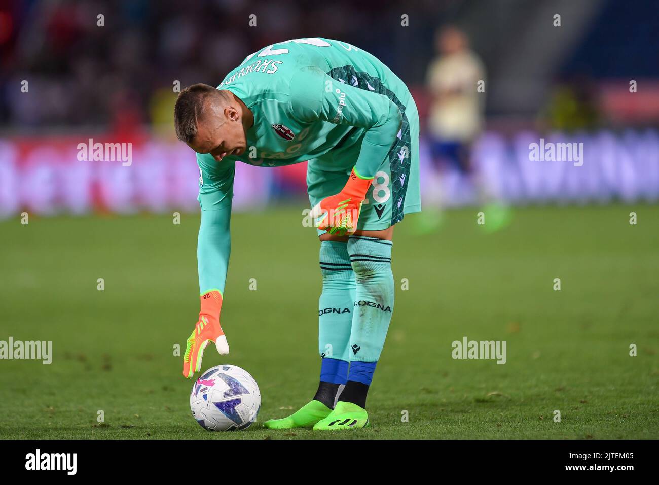 Bologna, Italia. 21st ago, 2022. Lukasz Skorupski di Bologna durante il Bologna FC vs Hellas Verona, calcio italiano Serie A match in Bologna, Italia, Agosto 21 2022 Credit: Independent Photo Agency/Alamy Live News Foto Stock