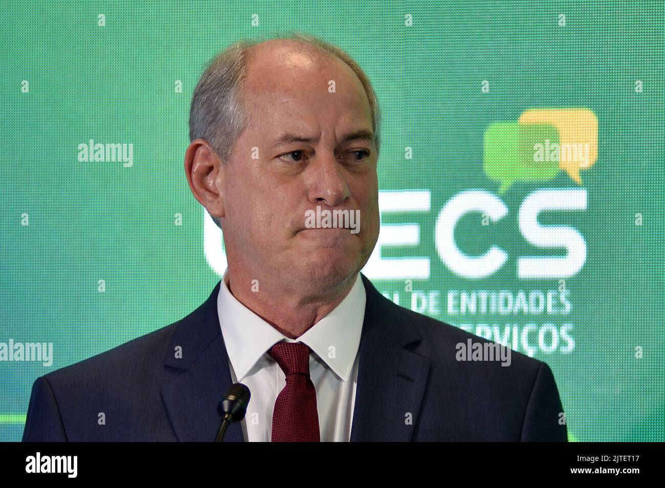 Brasília, DF - 30.08.2022: PRESIDENCIÁVEIS informazioni DI ORDINE DEL GIORNO UNECS - nella foto, candidato Ciro Gomes, durante una presentazione. Martedì (30) l'Unione nazionale delle entità del commercio e dei servizi (UNECS) promuove il dialogo con i candidati alla Presidenza della Repubblica. Confermata la presenza del Presidente Jair Bolsonaro, Ciro Gomes e Soraya Thronicke. (Foto: Ton Molina/Fotoarena) Foto Stock