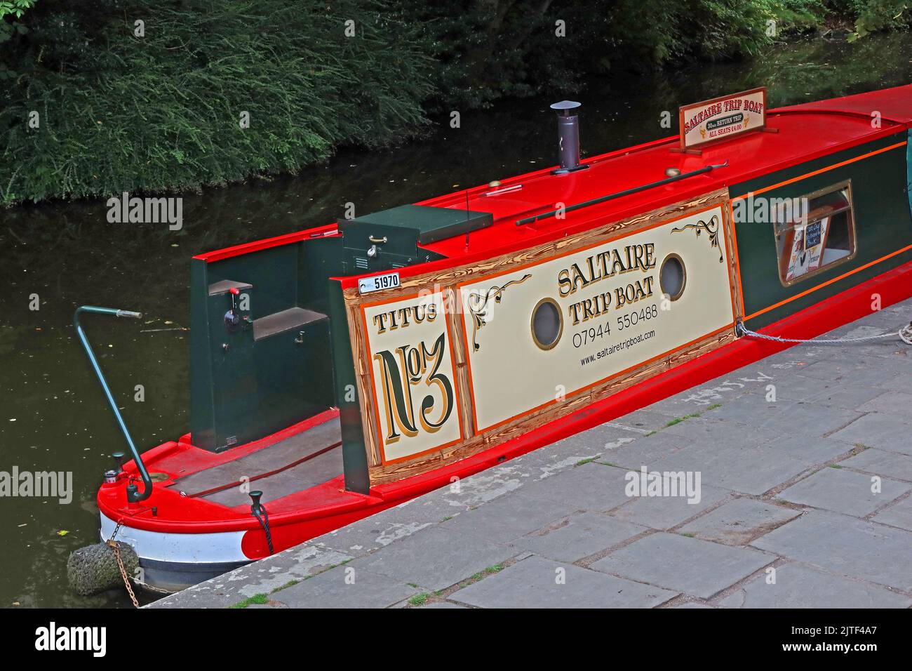 Titus NO3 Saltaire Trip Boat, Leeds Liverpool Canal, a Saltaire, Shipley, West Yorkshire, INGHILTERRA, REGNO UNITO, BD98 8AA Foto Stock