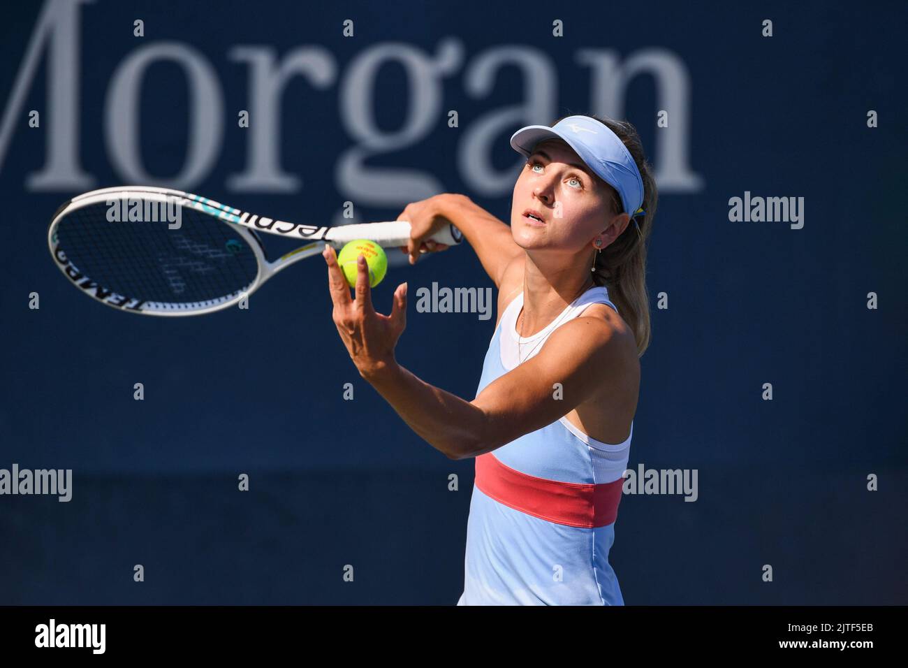New York, Stati Uniti. 29th ago, 2022. Il belga Maryna Zanevska ha ritratto in azione durante la partita tra il belga Zanevska e l'americano Vandeweghe, nel primo round del torneo femminile di single, al torneo di tennis US Open Grand Slam, a Flushing Meadow, a New York City, USA, lunedì 29 agosto 2022. (Foto di Anthony Behar/Sipa USA) Credit: Sipa USA/Alamy Live News Foto Stock