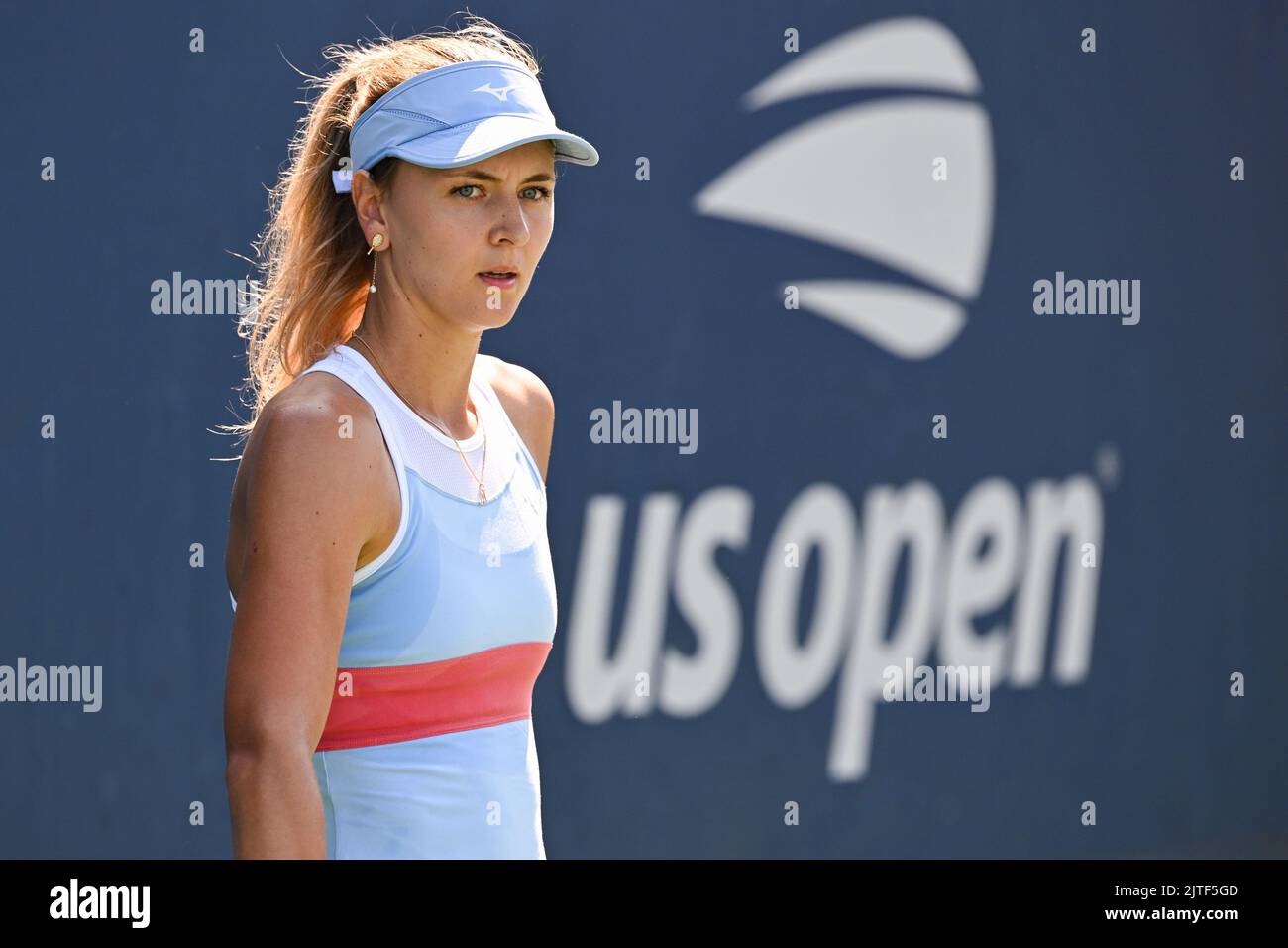 New York, Stati Uniti. 29th ago, 2022. Il belga Maryna Zanevska ha ritratto in azione durante la partita tra il belga Zanevska e l'americano Vandeweghe, nel primo round del torneo femminile di single, al torneo di tennis US Open Grand Slam, a Flushing Meadow, a New York City, USA, lunedì 29 agosto 2022. (Foto di Anthony Behar/Sipa USA) Credit: Sipa USA/Alamy Live News Foto Stock