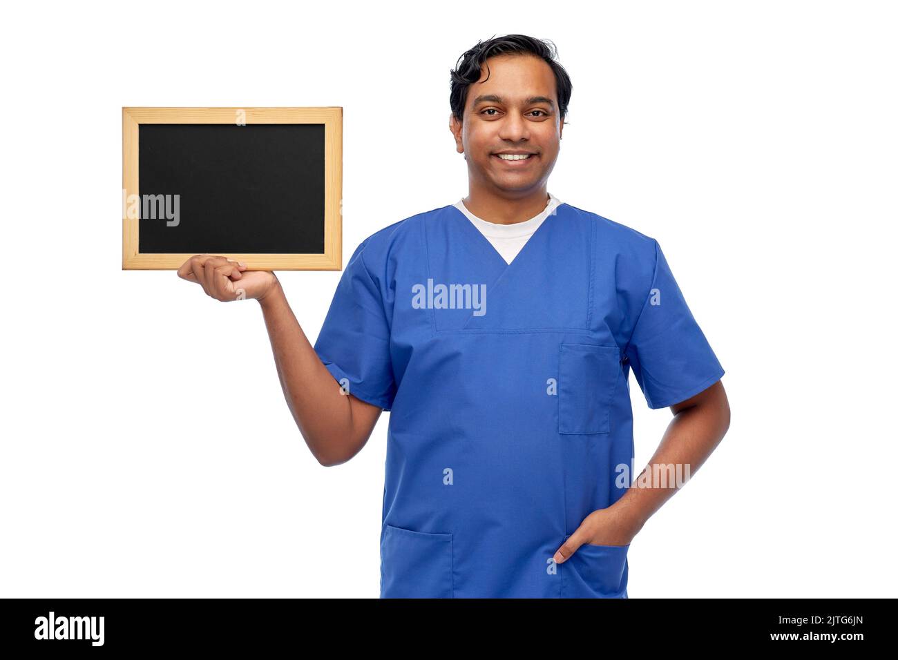 felice medico indiano maschio o infermiera con lavagna Foto Stock