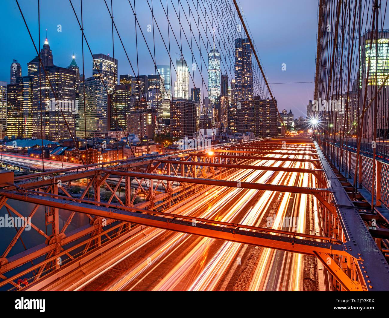 Ponte di Brooklyn di notte, in cima a Manhatten, New York City, Nord America, Stati Uniti Foto Stock