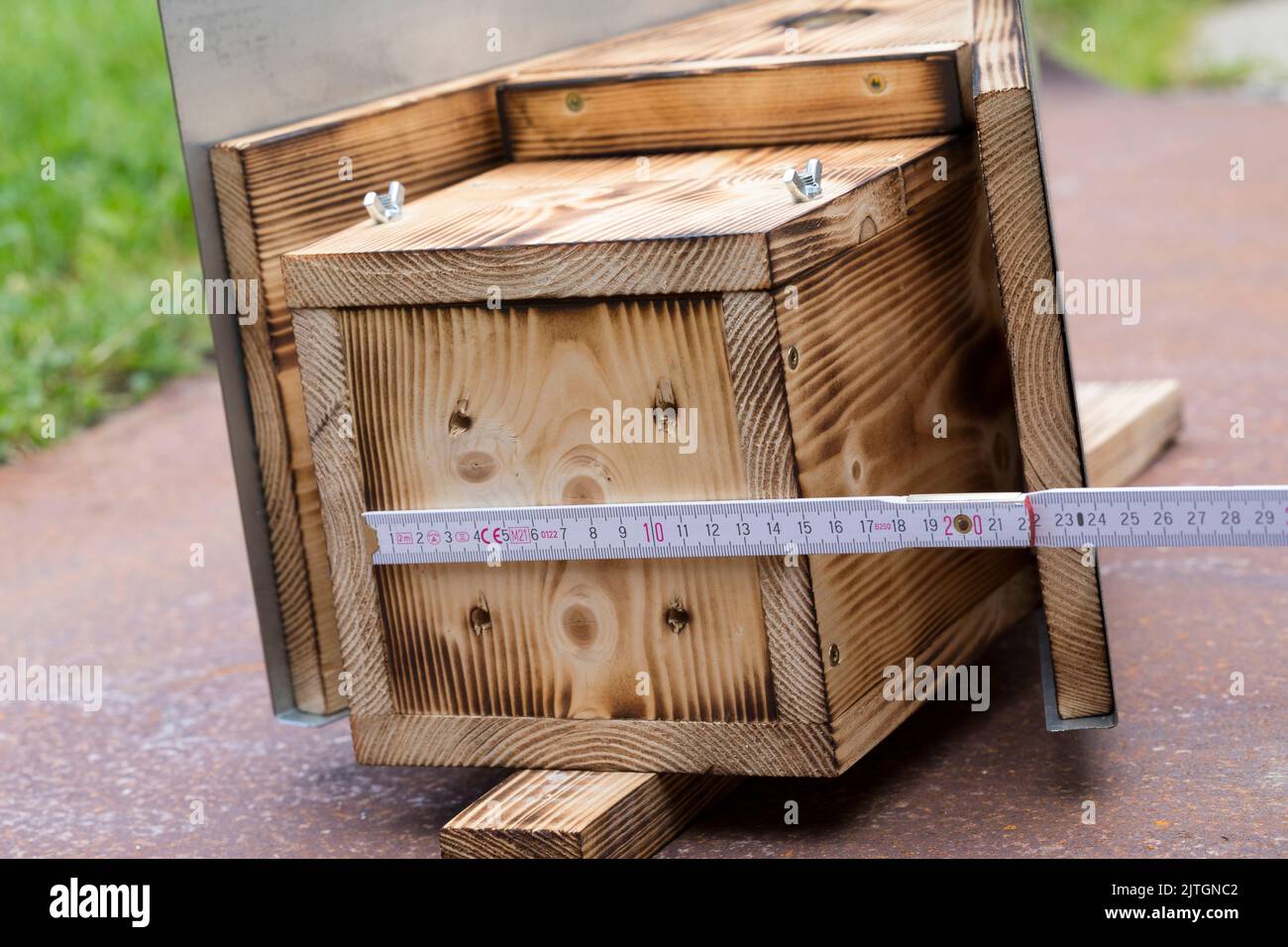 Serie di scatole di nido la superficie interna della scatola di nido dovrebbe essere almeno 12 cm x 12 cm Foto Stock
