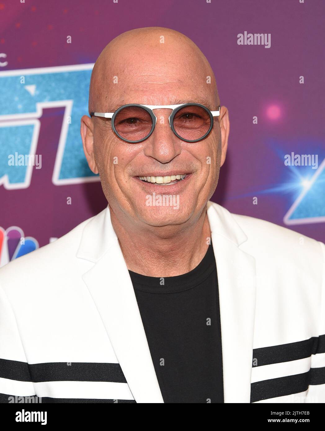 Howie Mandel arriva a 'America's Got Talent' stagione 17 spettacolo dal vivo tappeto rosso tenuto presso il Pasadena Civic Center di Pasadena, CA il 9 agosto 2022. © OConnor / AFF-USA.com Foto Stock