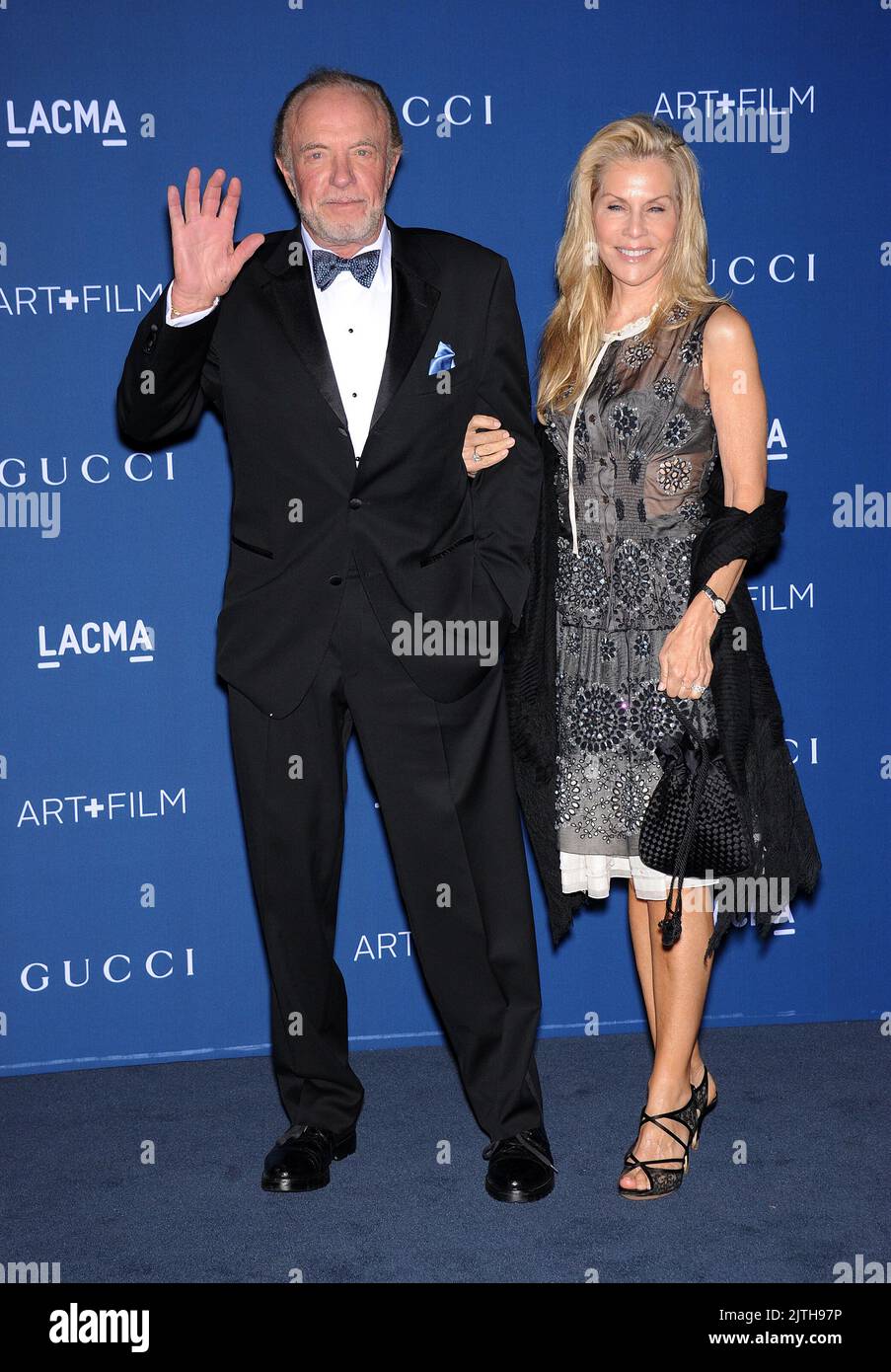 James Caan, il leggendario attore 'Padrino', è morto all'età di 82 anni. 2 novembre 2013 Los Angeles, CA. James Caan LACMA's 2013 Art+Film Gala al LACMA © OConnor/AFF-USA.com Foto Stock