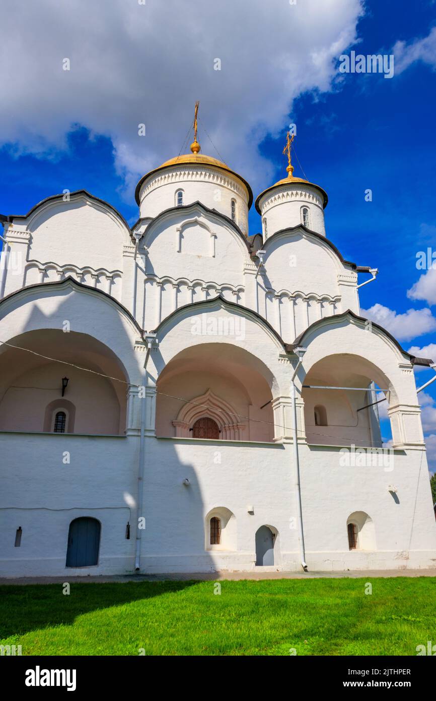 Intercessione cattedrale di intercessione (Pokrovsky) convento a Suzdal, Russia. Anello d'oro della Russia Foto Stock