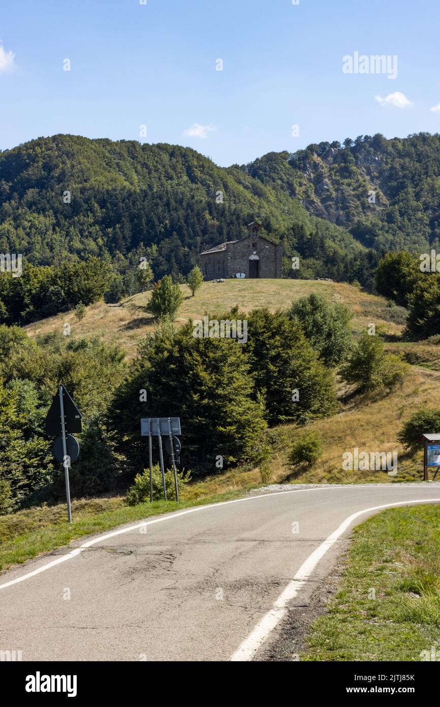 Paesaggio montano Parco Toscano Emiliano in provincia di Parma. Foto di alta qualità Foto Stock