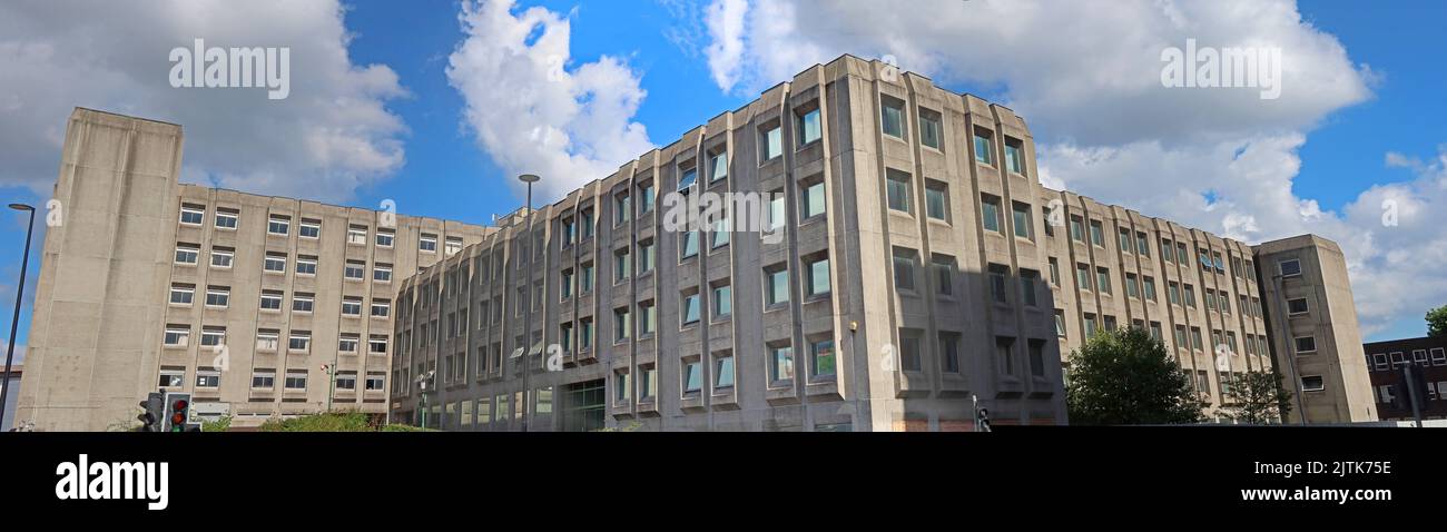 New Town House, costruita in cemento nel 1976 a Warrington, per ospitare la Warrington & Runcorn Development Corporation, Foto Stock