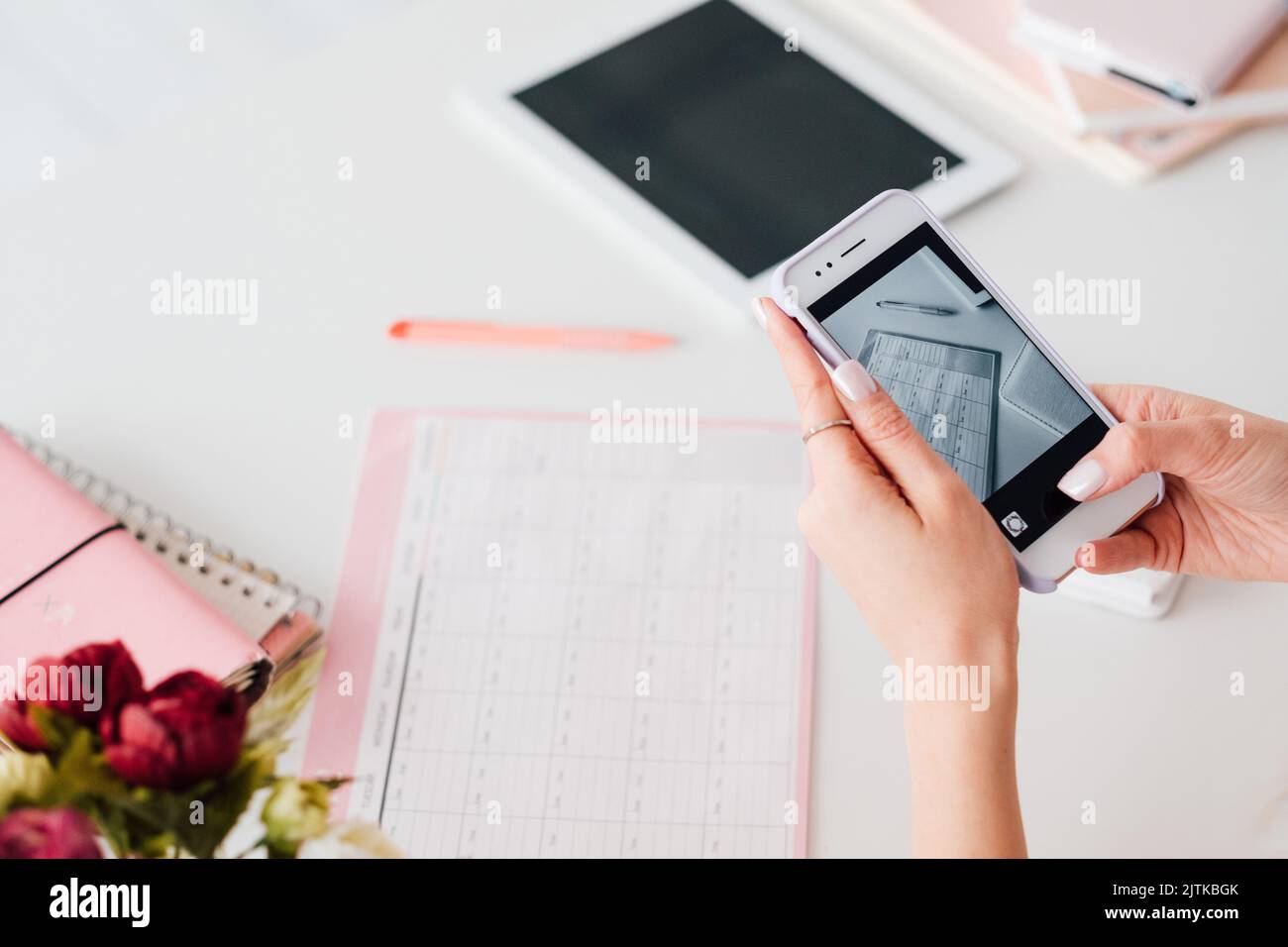 rapporto di lavoro donna smartphone pianificazione foto Foto Stock