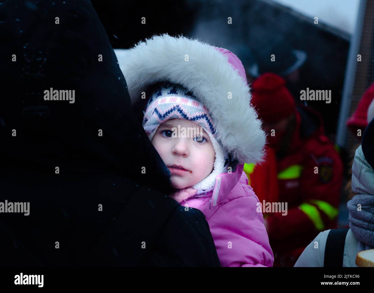 Confine SIRET, Romania - 26 febbraio 2022: Immagine di riserva dei rifugiati ucraini Foto Stock