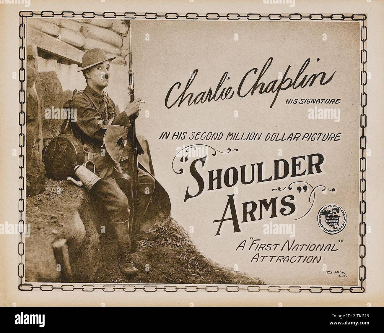 Spalla Arms (First National, 1918). Carta della hall del titolo. Commedia. Con Charles Chaplin Foto Stock