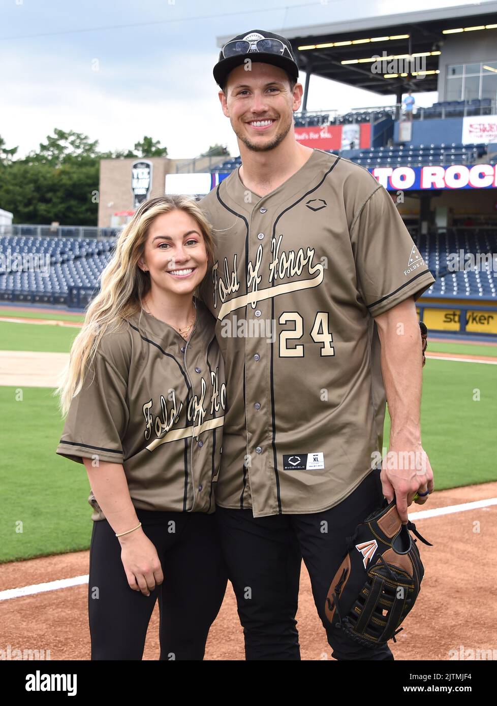 Shawn Johnson e Andrew East alla 2nd edizione annuale del gioco Rock n Jock che si tiene al primo Horizon Park il 6 giugno 2022 a Nashville, Tennessee. © Tammie Arroyo / AFF-USA.com Foto Stock