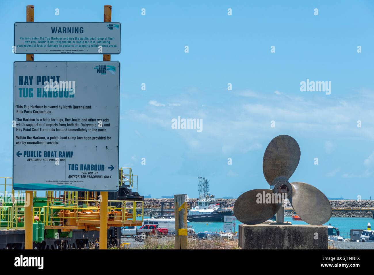 Due terminali di carbone presso il porto, Hay Point Coal Terminal (HPCT) e Dalrymple Bay Coal Terminal (DBCT), che servono miniere di carbone nel Queensland centrale Foto Stock