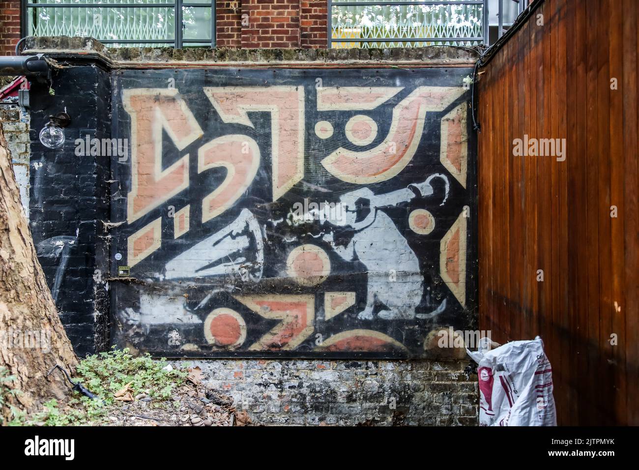 Collaborazione tra artisti di strada Banksy e Stylo. Rivington Street, Londra Foto Stock