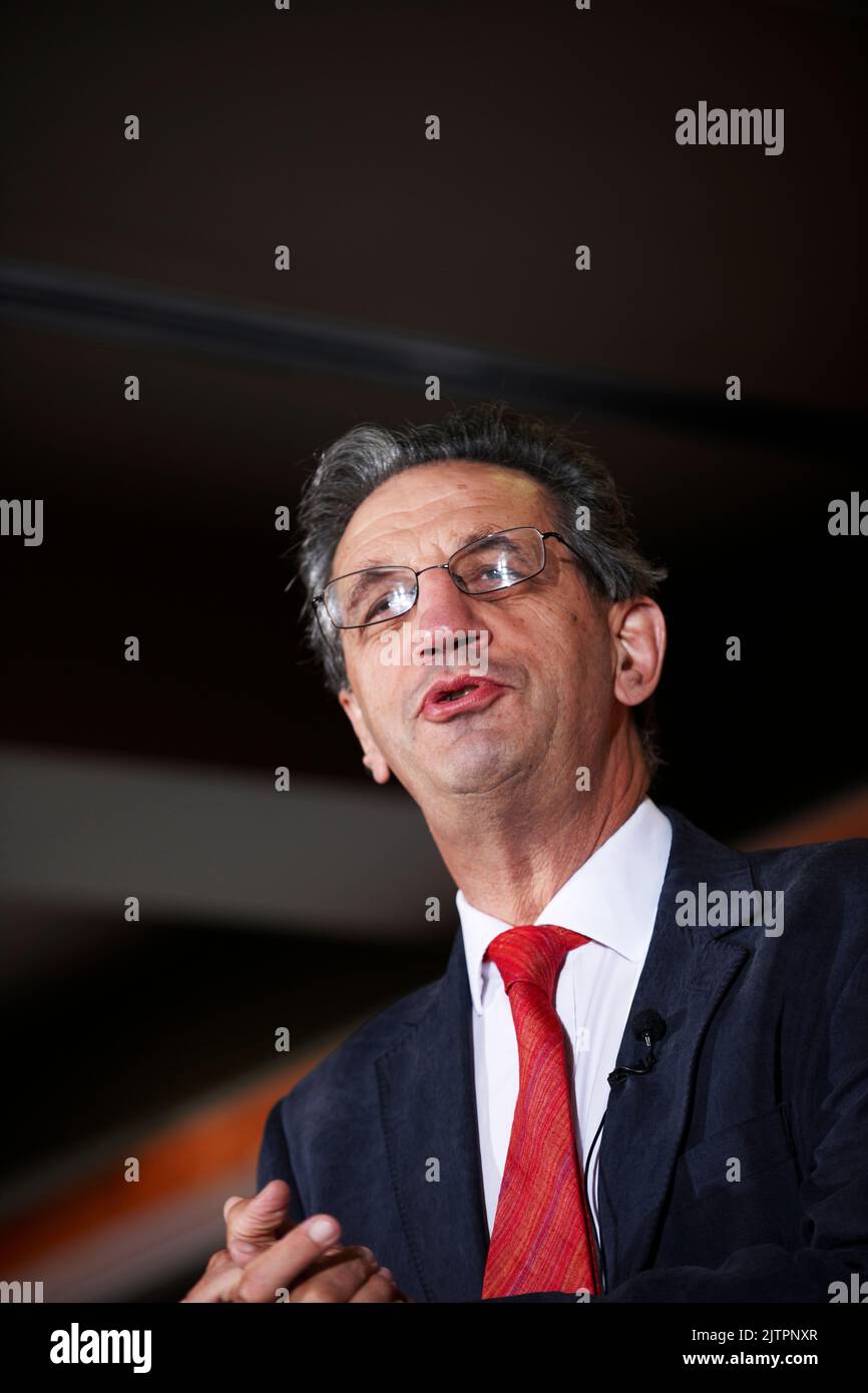 Julian le Grand Speaking al King's Fund Breakfast discussioni 28/07/10 Foto Stock