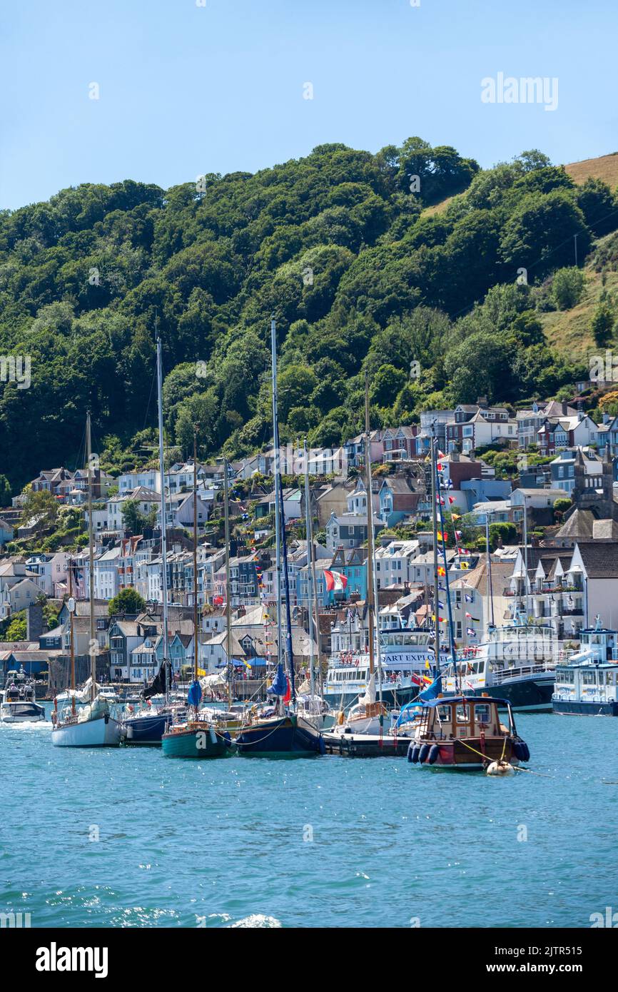 Barche a vela classiche ormeggiate nel porto di Dartmouth. Foto Stock