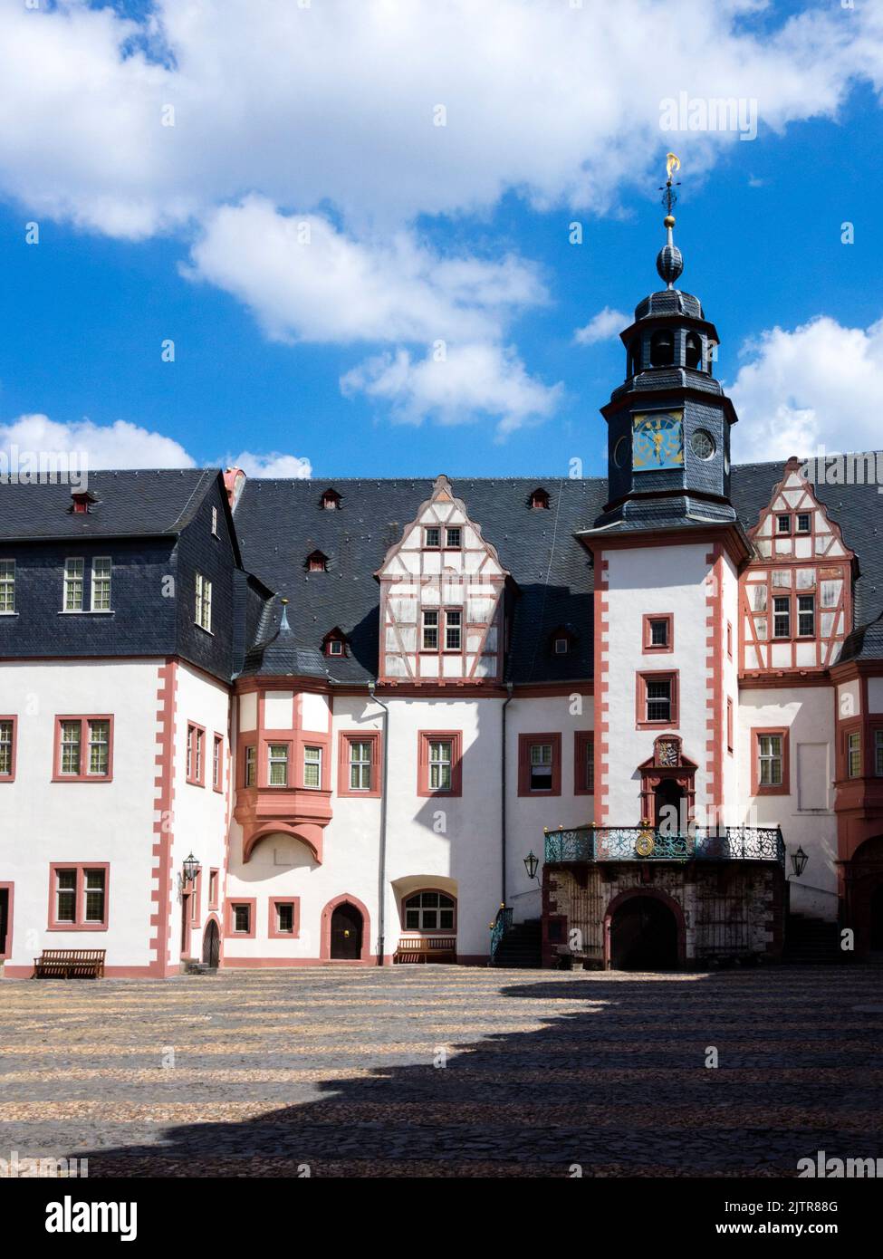 Schloss Weilburg a Weilburg (Assia/Germania) – cortile interno Foto Stock