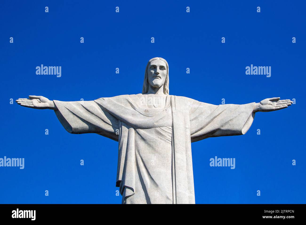 Statua di Cristo Redentore a Rio de Janeiro, Brasile - 24 luglio 2019: Vista della statua di Cristo Redentore, una delle sette meraviglie del mo Foto Stock