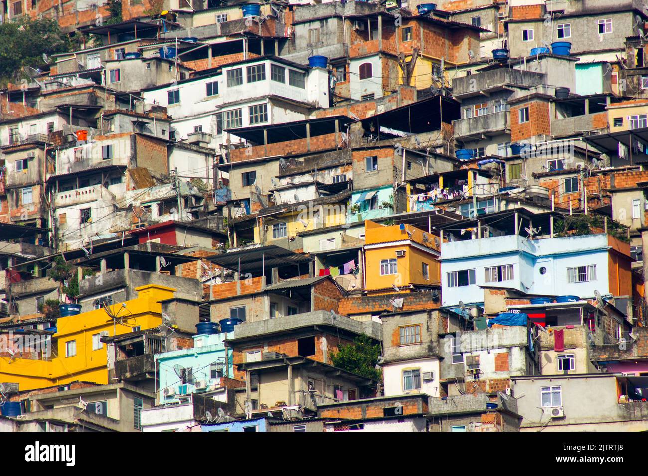 hill of Pleasures House a Rio de Janeiro, Brasile - 9 aprile 2014: Vista della collina piaceri Case a Rio de Janeiro. Foto Stock