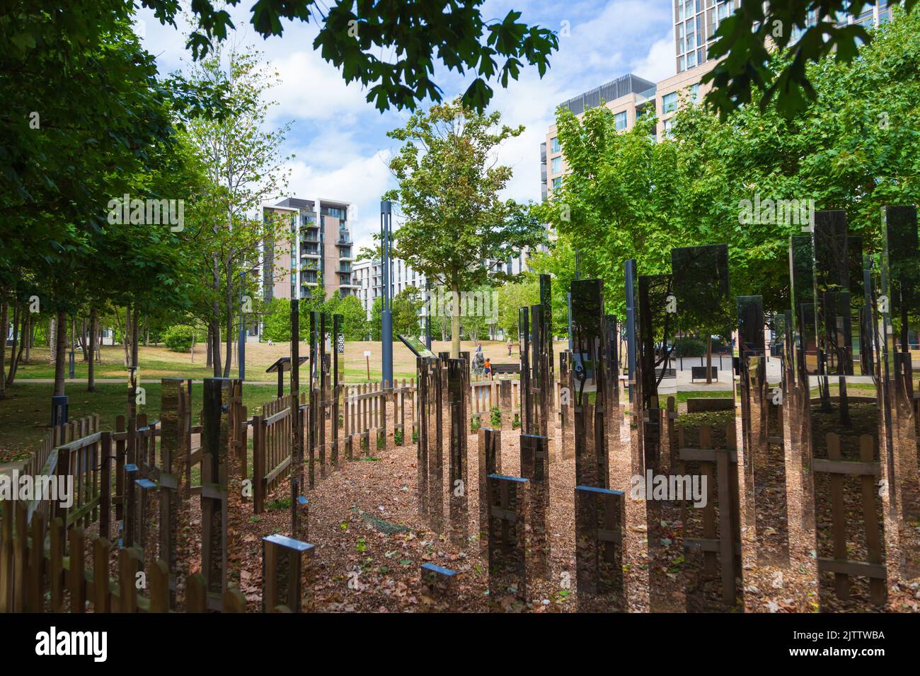 Specchio labirinto, East Village, stratford, londra, regno unito Foto Stock