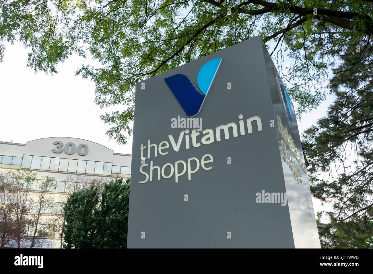 Secaucus, NJ, USA - 16 agosto 2022: Sede centrale di Vitamin Shoppe a Secaucus, NJ, USA. Foto Stock