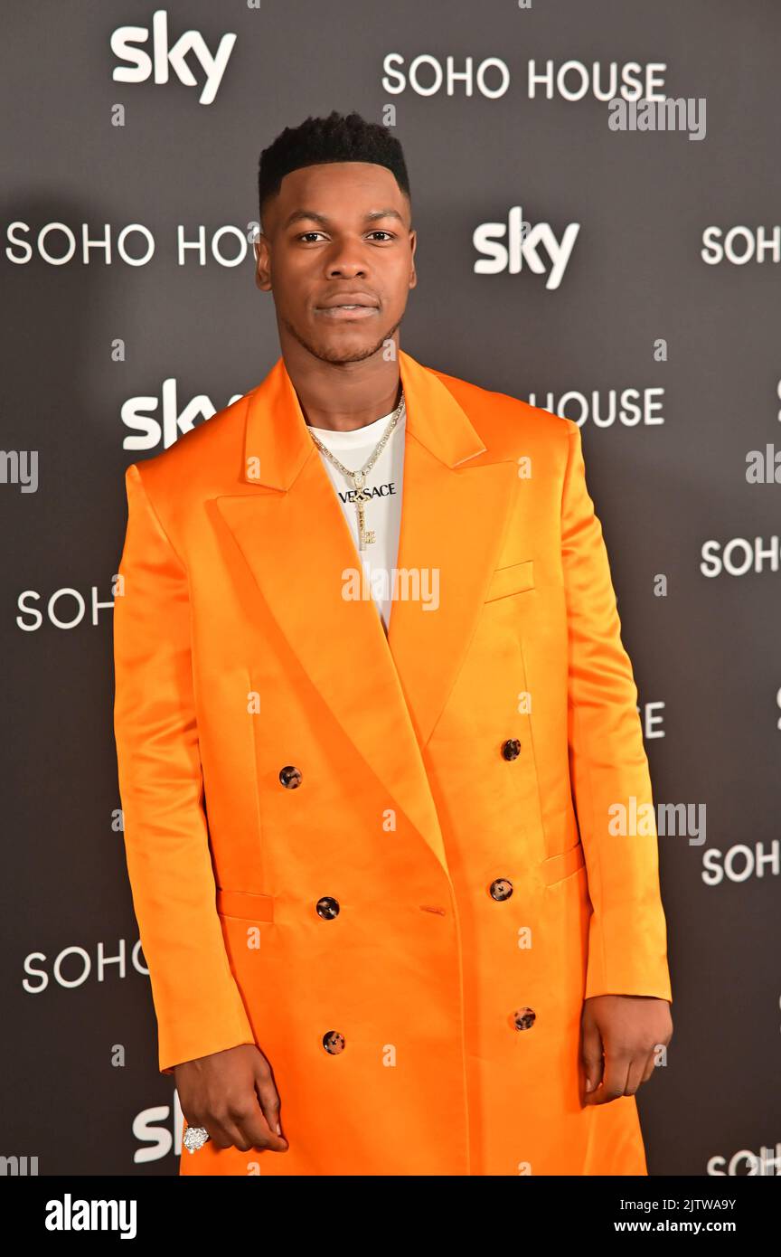 John Boyega è presente ai Soho House Awards di Soho House, 180 Strand, Londra, Regno Unito. , . Credit: Vedi li/Picture Capital/Alamy Live News Foto Stock
