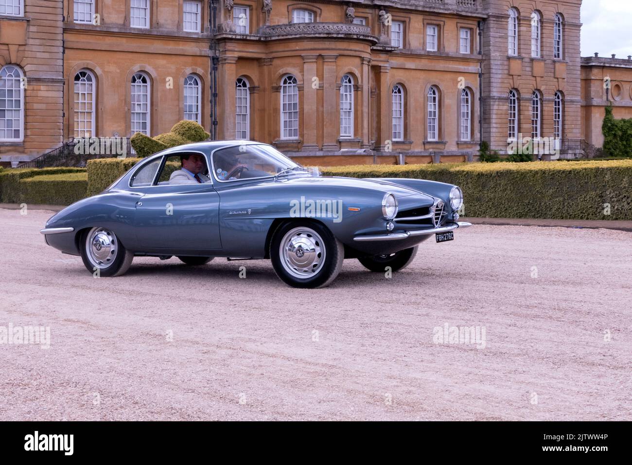 1964 Alfa Romeo Giulia Sprint Speciale al Salon Prive Concours a Blenheim Palace Oxfordshire UK Foto Stock