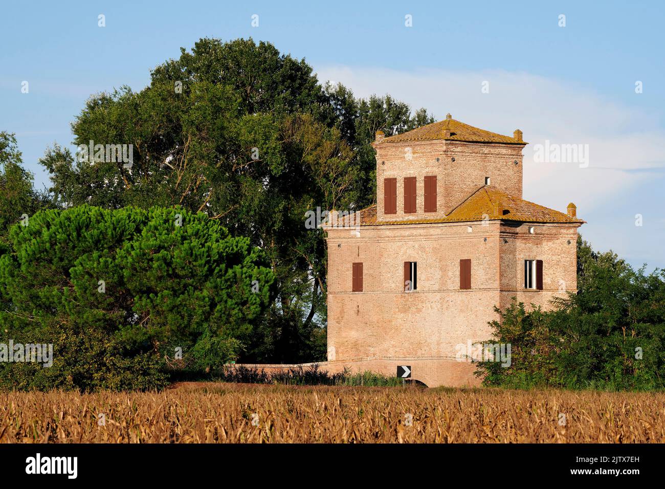 Mesola (Fe), Italia, la Torre Abate, architettura idraulica del XVI secolo Foto Stock