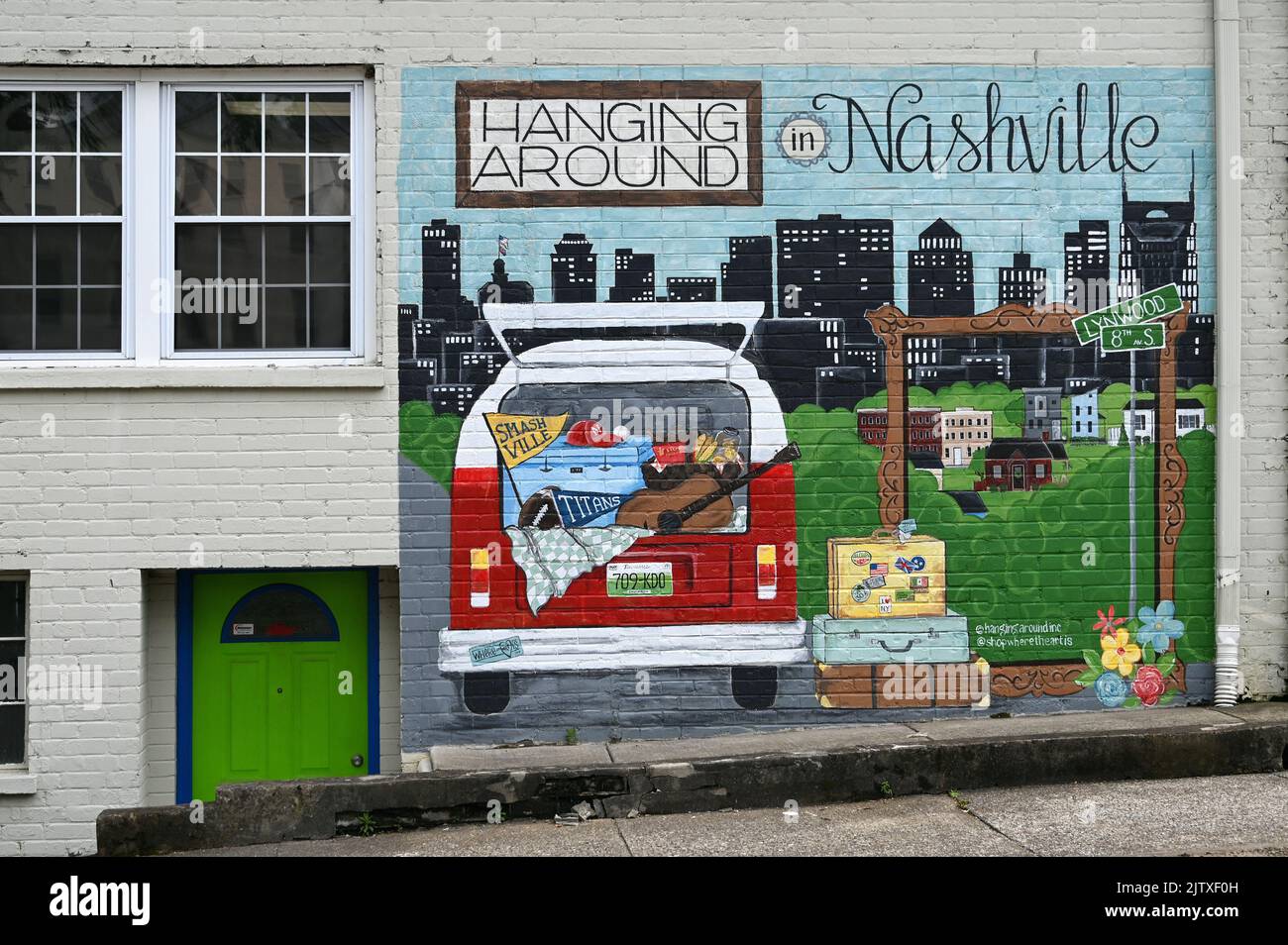 Appeso intorno al murale, Nashville, Tennessee, Stati Uniti d'America Foto Stock