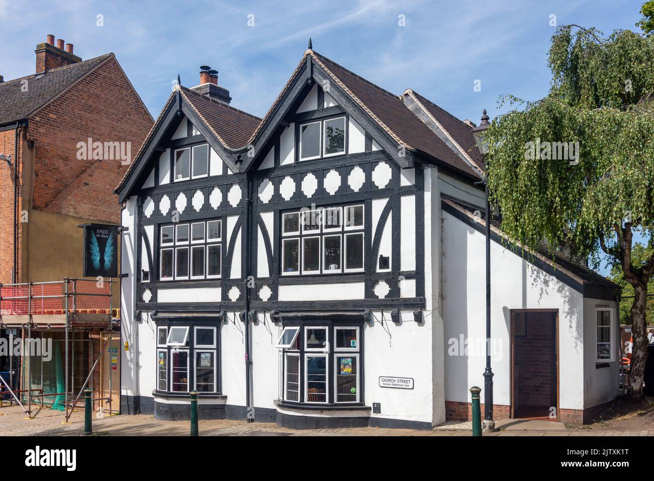 Angel Ale House, Piazza del mercato, Atherstone, Warwickshire, Inghilterra, Regno Unito Foto Stock