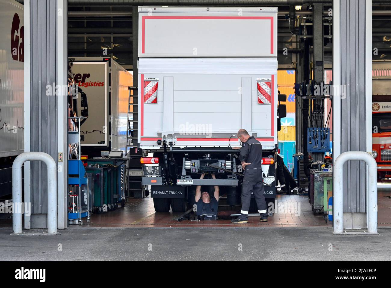 Riparazione in officina del carrello Foto Stock